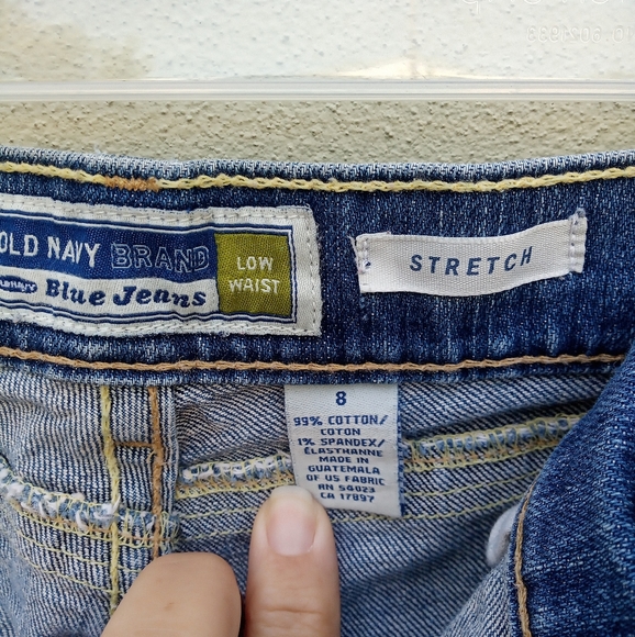 Old Navy Low Waist Stretch Jeans in Size 8 - Picture 2 of 7